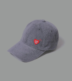 VOLUMEN UNO: GORRA
