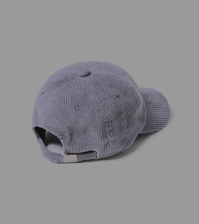 VOLUMEN UNO: GORRA